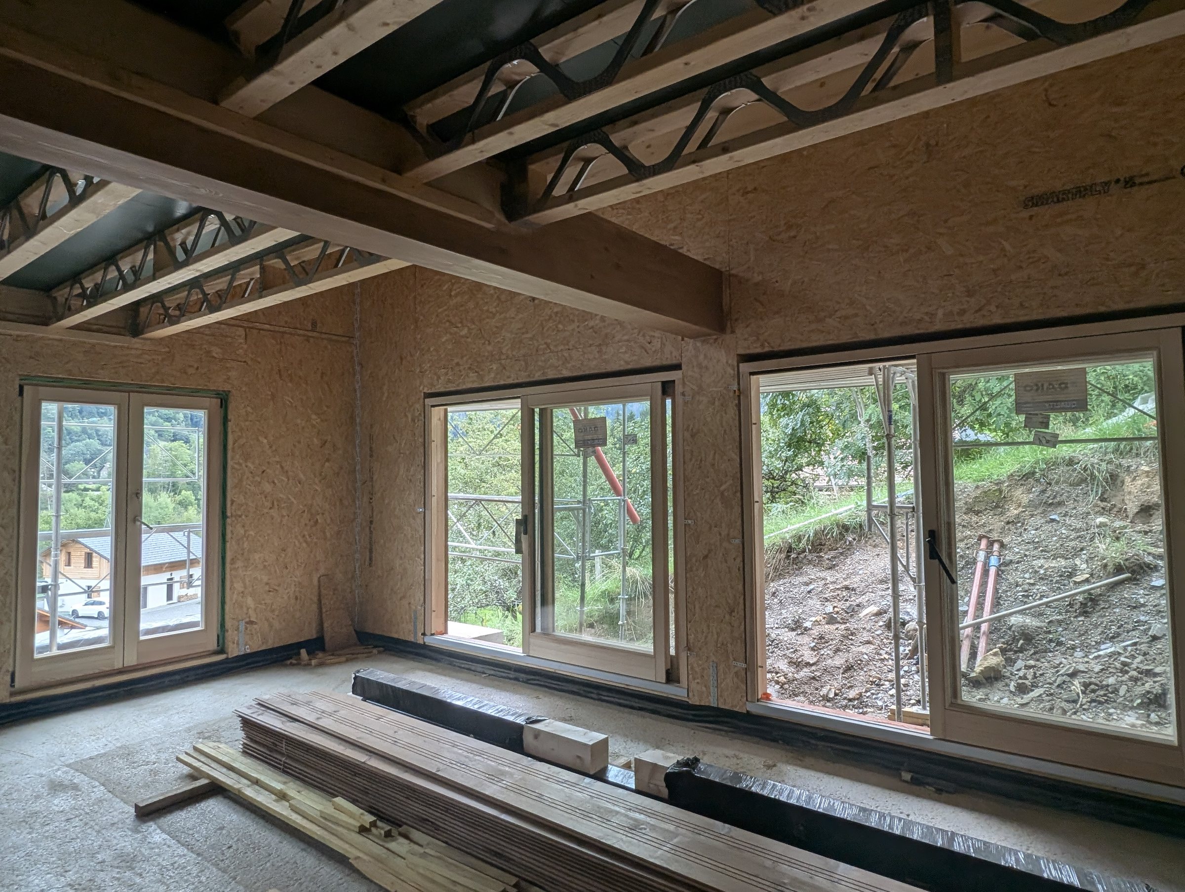 Des portes coulissantes vers la future terrasse